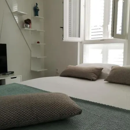 Ivana - New Sweet Apartamento *