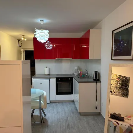 Ivana - New Sweet Apartamento